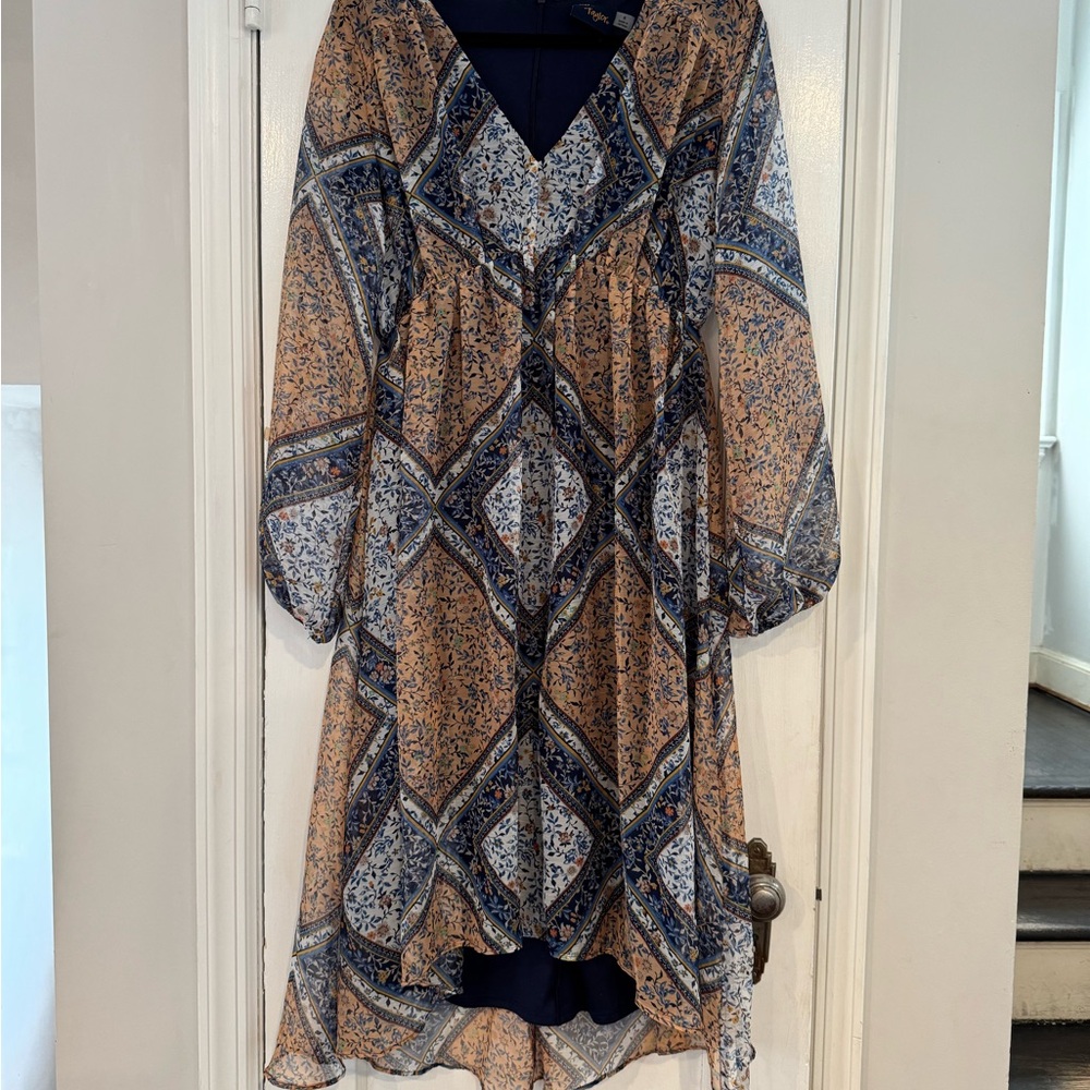 Just...Taylor Brown and Tan Long Sleeve V-Neck Dress